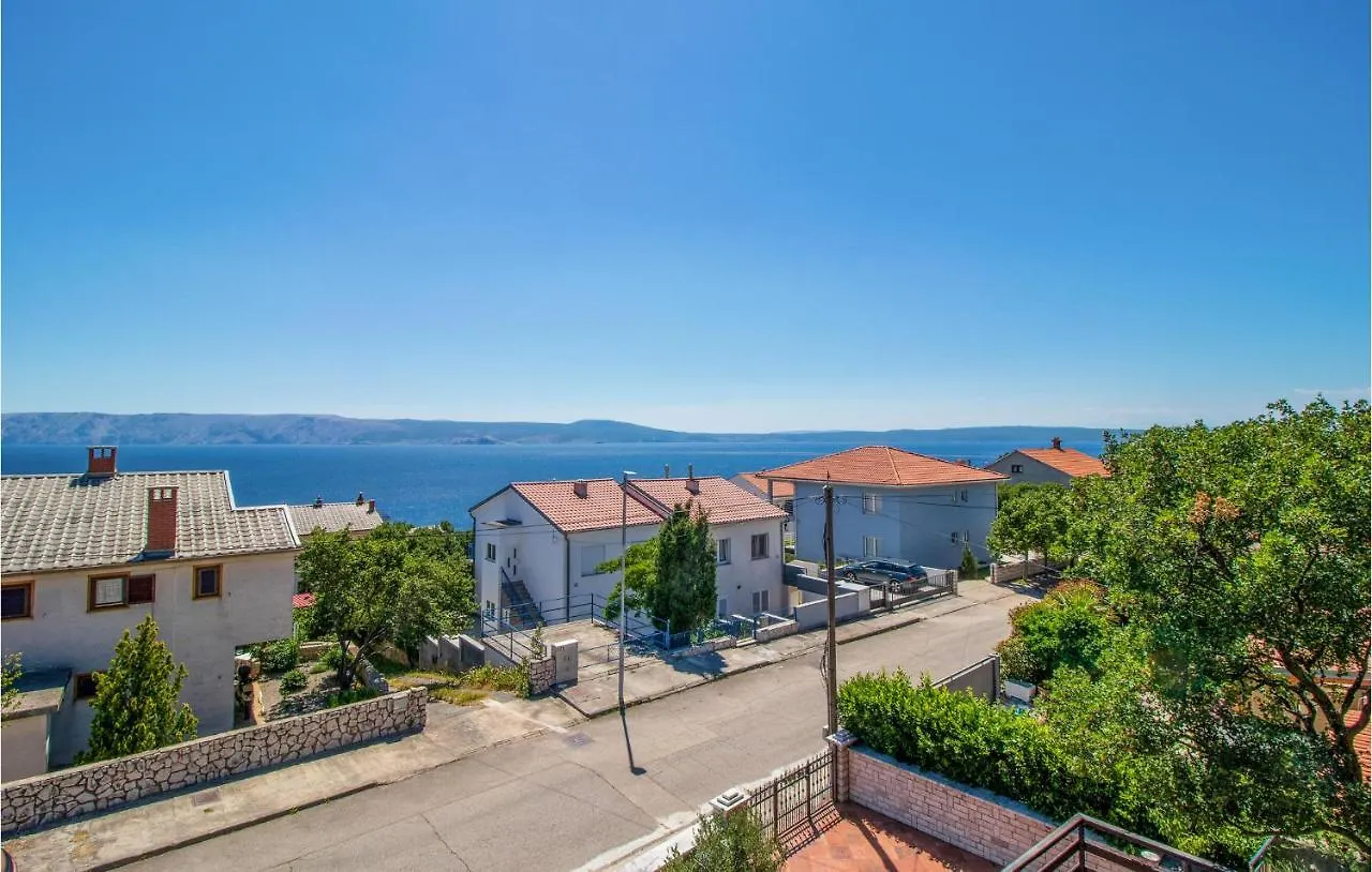 Lovely Apartment In Novi Vinodolski With Kitchen 0*,  Croatie